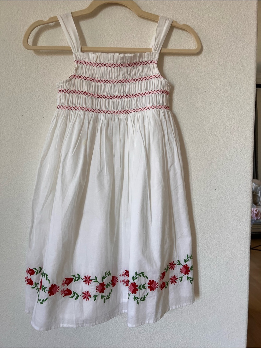 Janie and Jack White Sundress with Red Floral Embroidery 10 NWOT